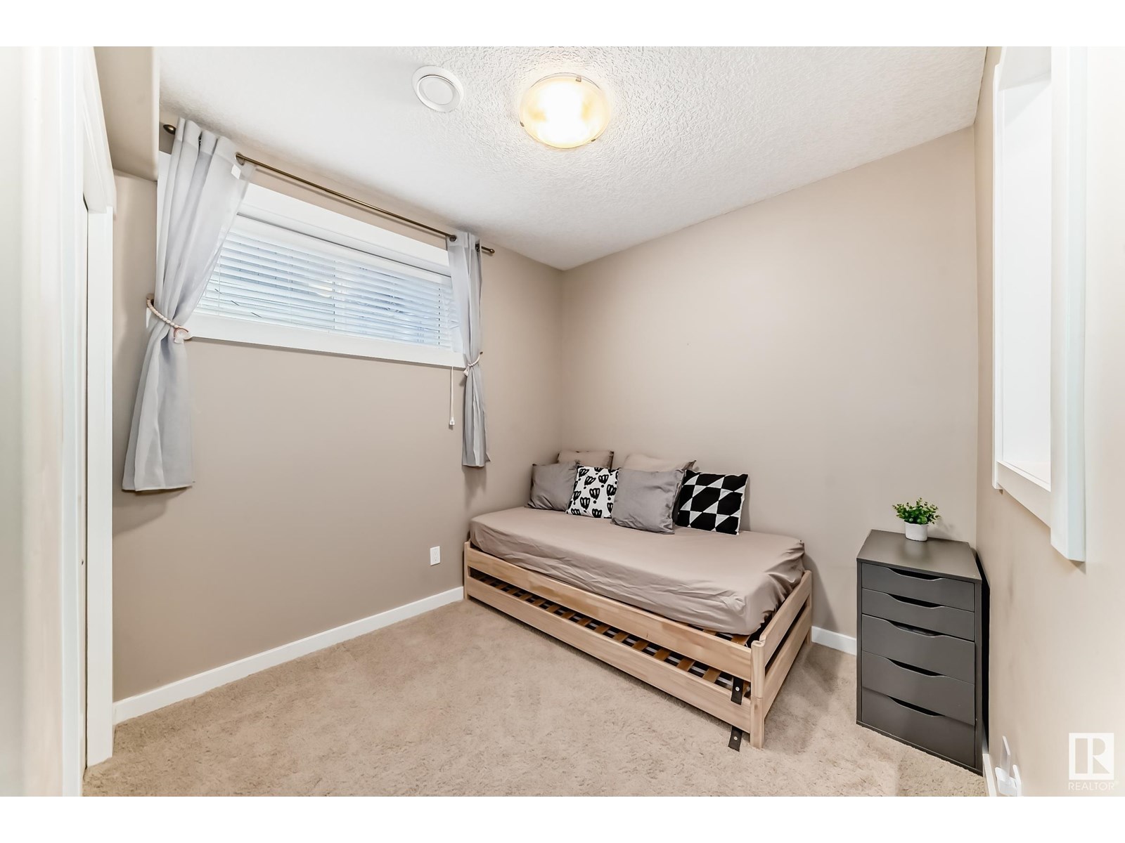 Photo 68 of 313 Magrath Bv Nw, Edmonton AB