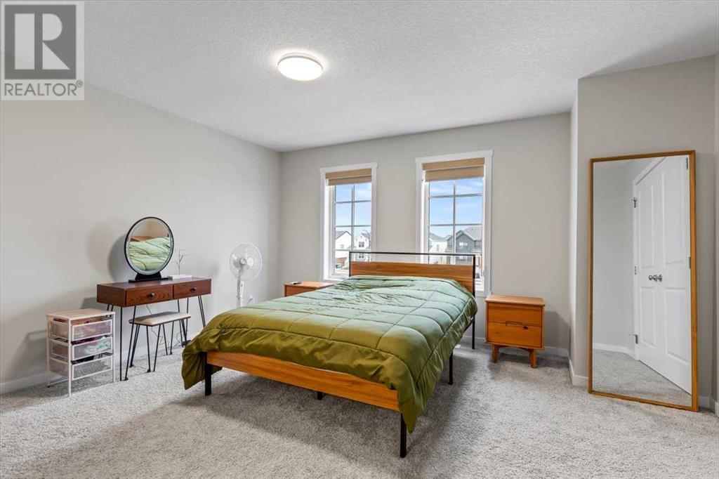 Single Family House for Sale in  Heirloom Green SE Rangeview Calgary 