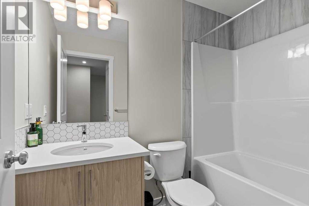 Single Family House for Sale in  Heirloom Green SE Rangeview Calgary 