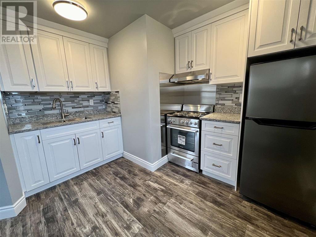 Photo 19 of 330 Bruce St, Sault Ste Marie ON