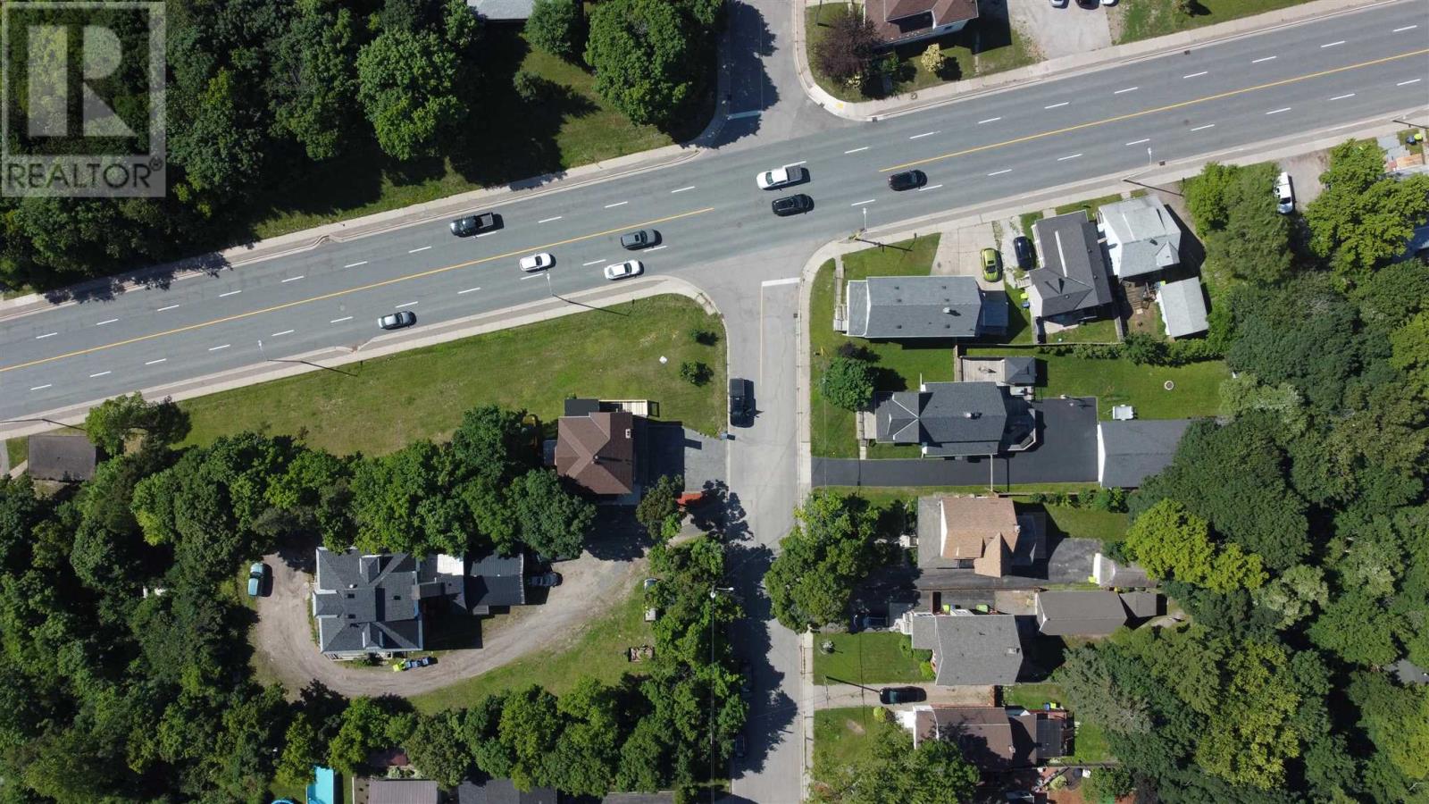 Photo 9 of 330 Bruce St, Sault Ste Marie ON