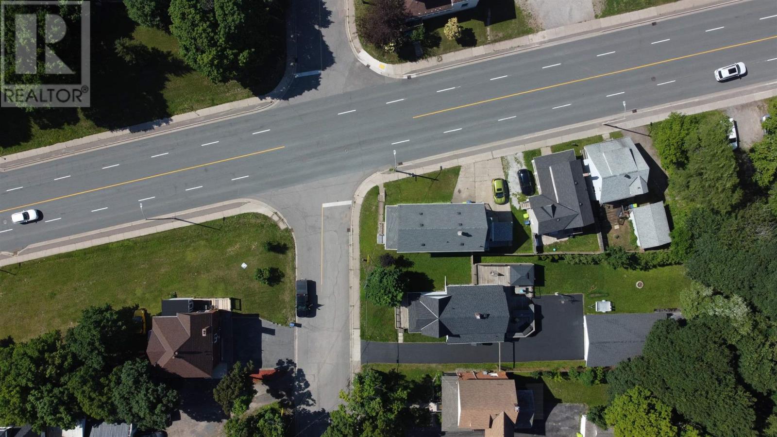 Photo 10 of 330 Bruce St, Sault Ste Marie ON