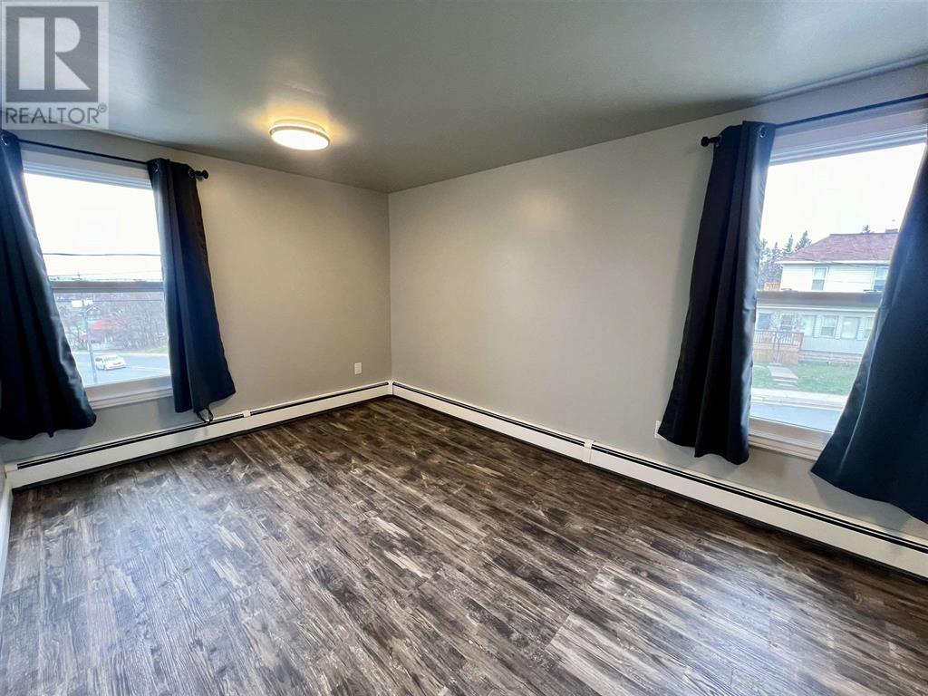 Photo 18 of 330 Bruce St, Sault Ste Marie ON