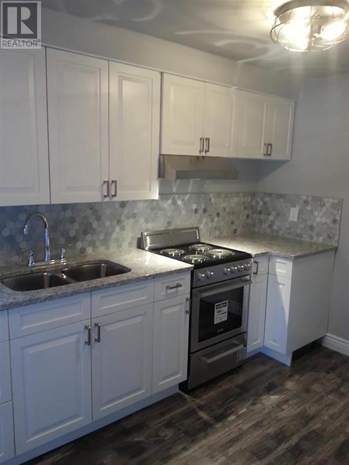 Photo 25 of 330 Bruce St, Sault Ste Marie ON