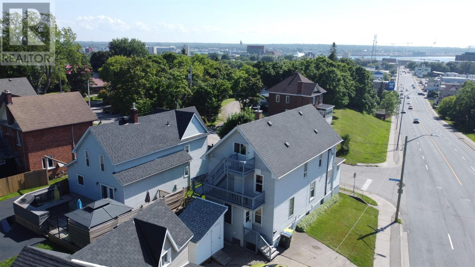 Photo 5 of 330 Bruce St, Sault Ste Marie ON