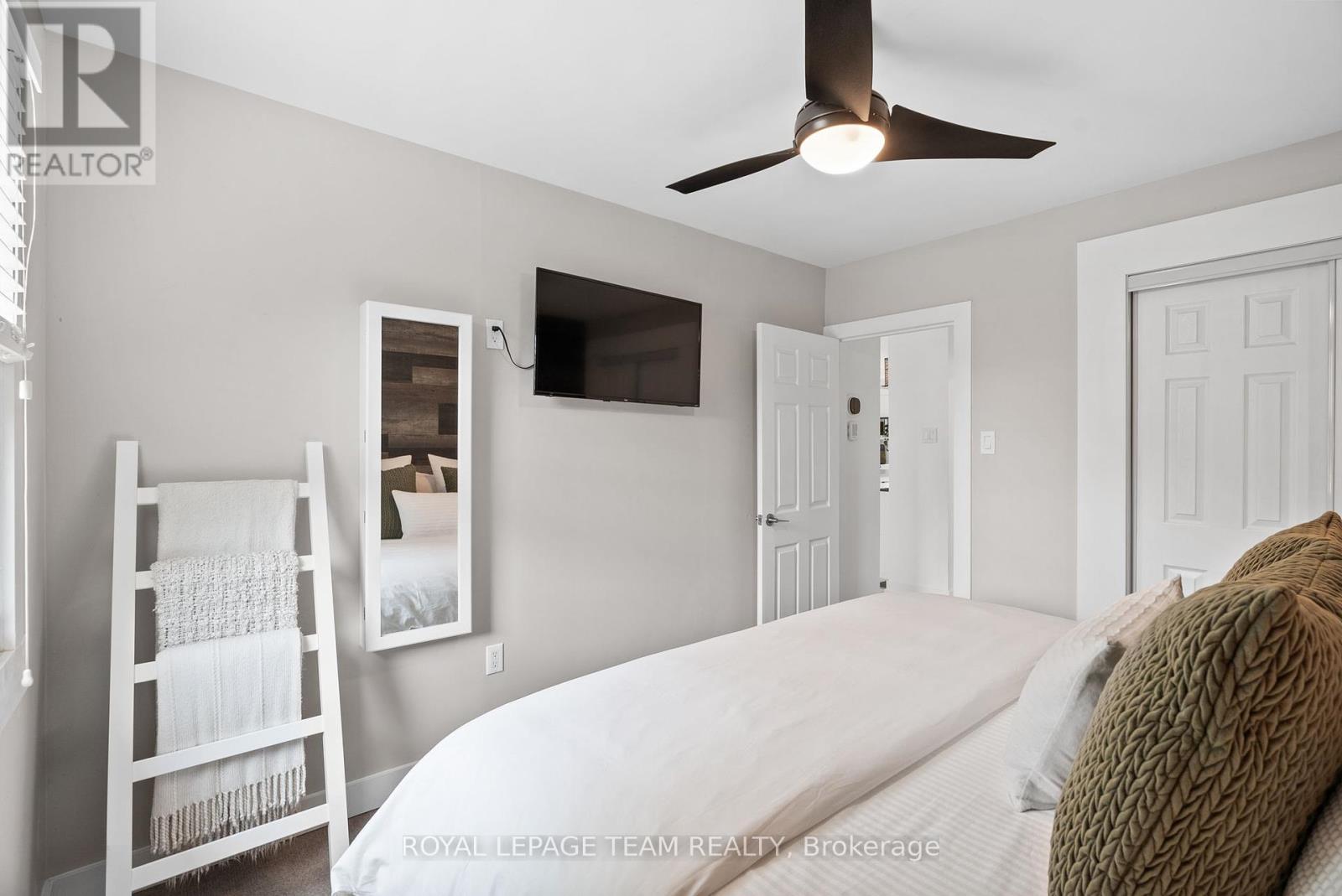 Photo 25 of 8108 Victoria Street, Ottawa ON