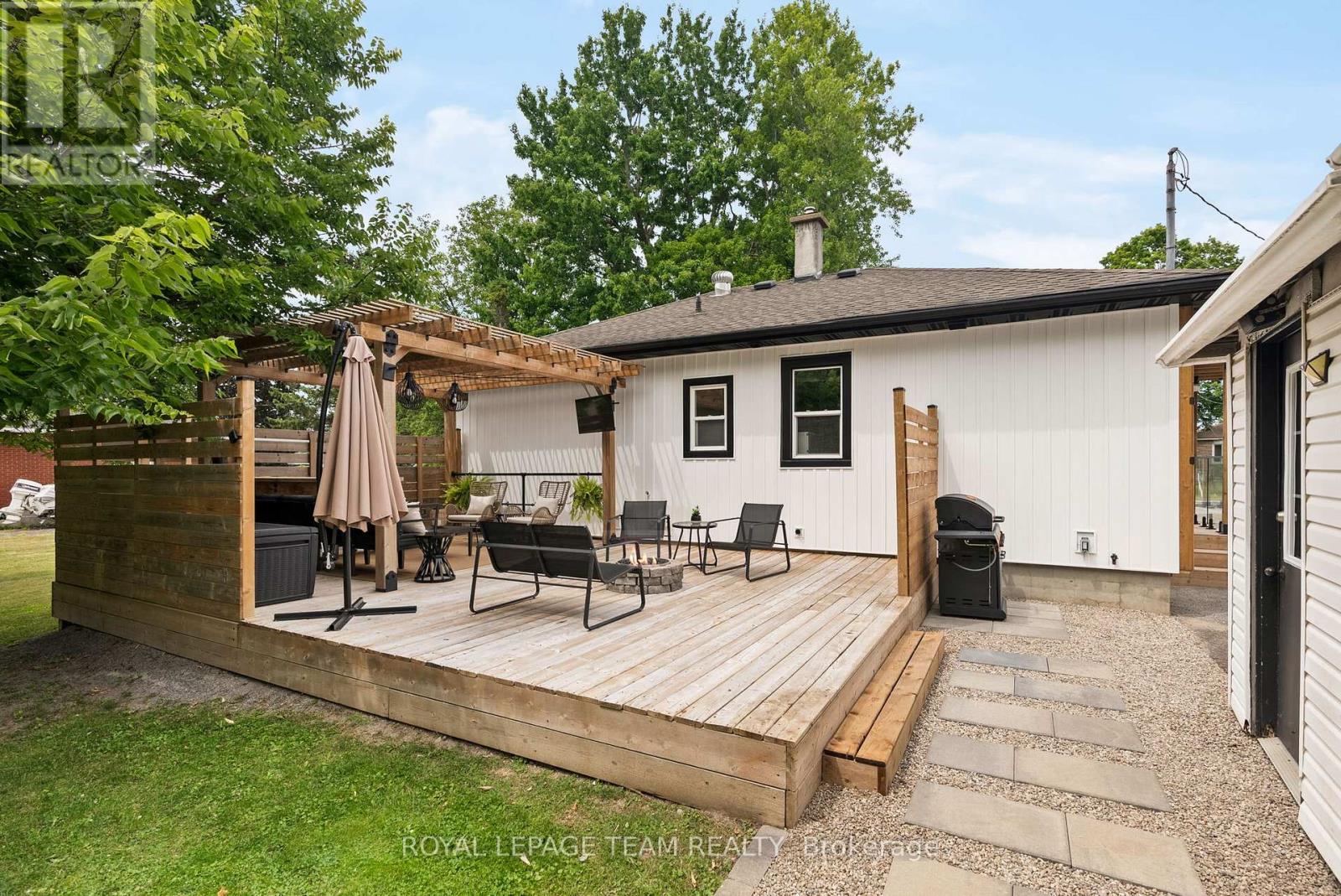 Photo 31 of 8108 Victoria Street, Ottawa ON