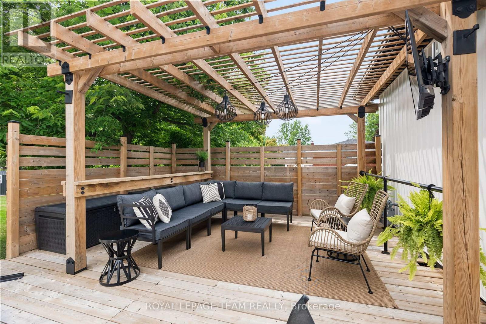 Photo 33 of 8108 Victoria Street, Ottawa ON
