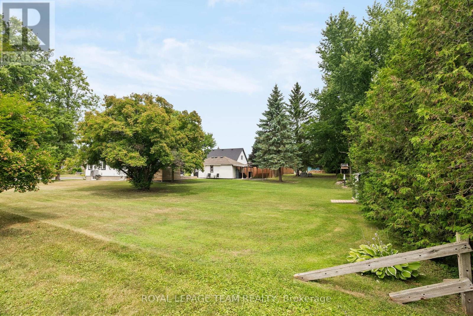 Photo 39 of 8108 Victoria Street, Ottawa ON