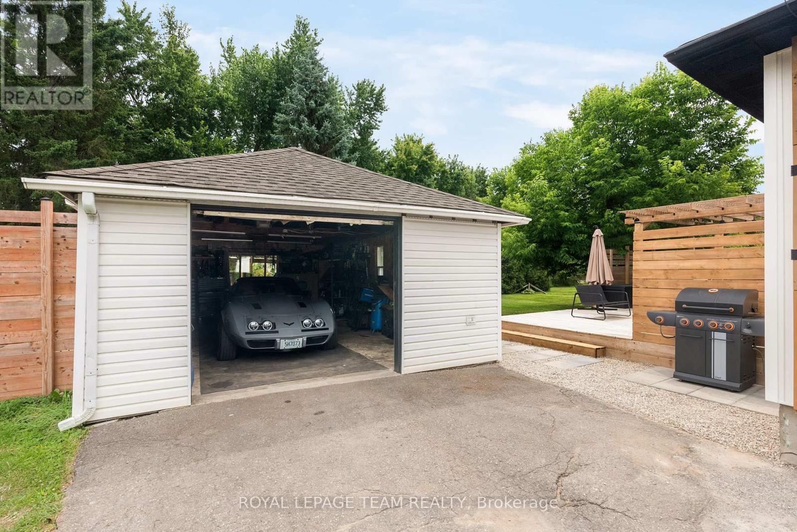 Photo 41 of 8108 Victoria Street, Ottawa ON