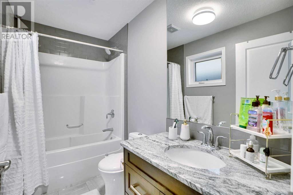 Single Family House for Sale in  Savanna Green NE Saddle Ridge Calgary 