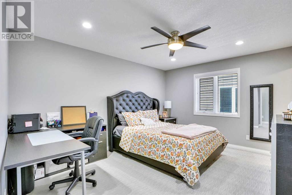 Single Family House for Sale in  Savanna Green NE Saddle Ridge Calgary 