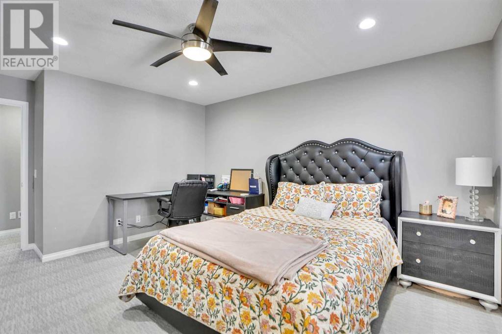 Single Family House for Sale in  Savanna Green NE Saddle Ridge Calgary 