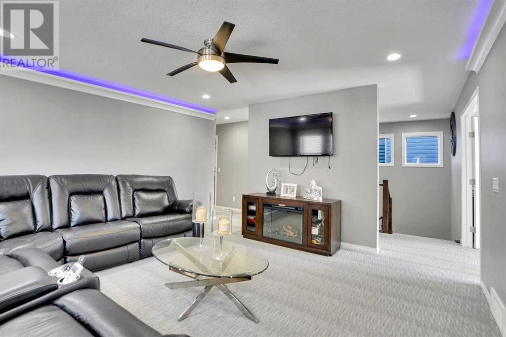 Single Family House for Sale in  Savanna Green NE Saddle Ridge Calgary 