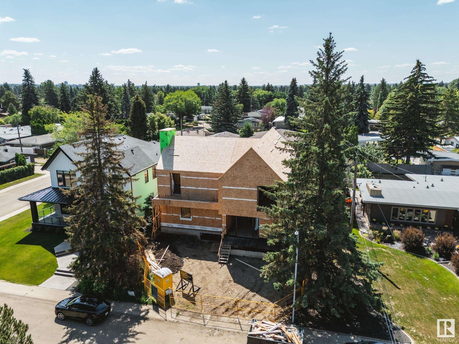 Photo 4 of 14007 91 A Av Nw, Edmonton AB