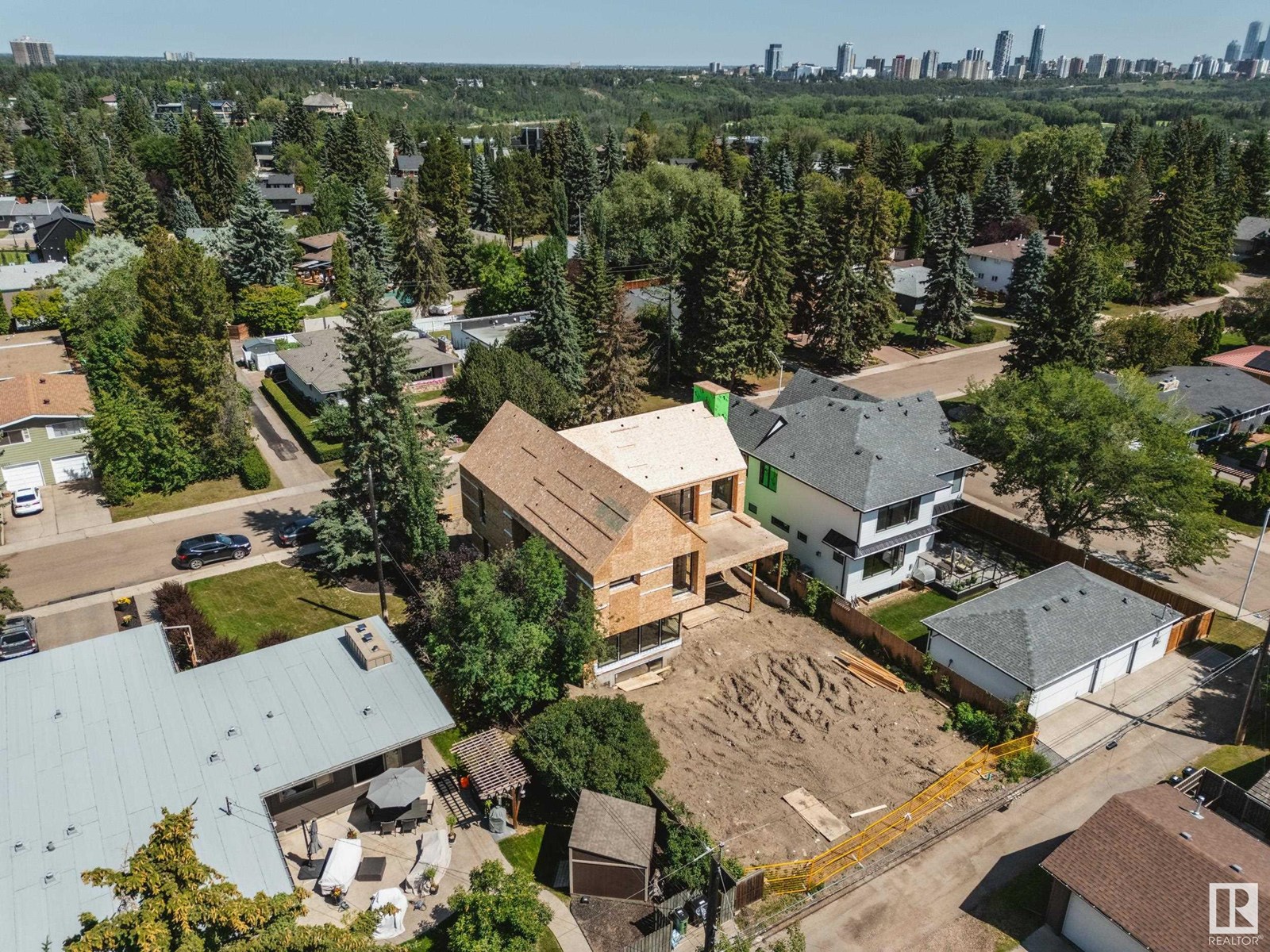 Photo 21 of 14007 91 A Av Nw, Edmonton AB