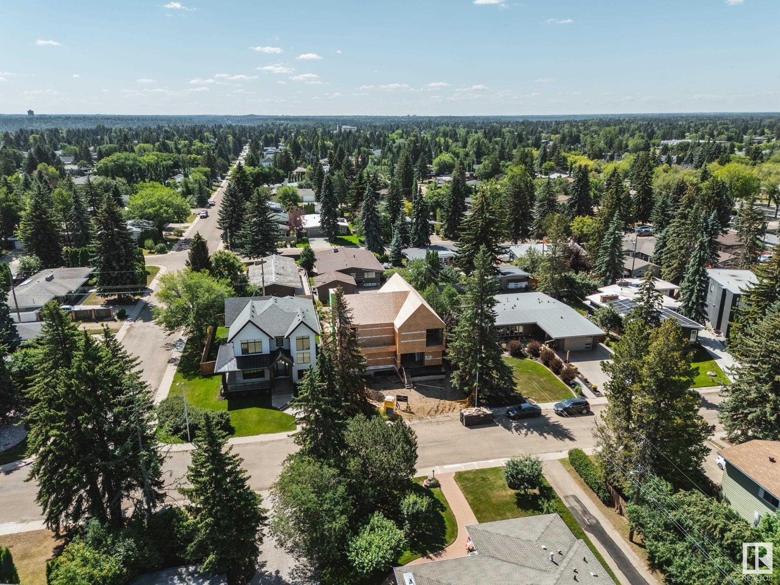 Photo 6 of 14007 91 A Av Nw, Edmonton AB