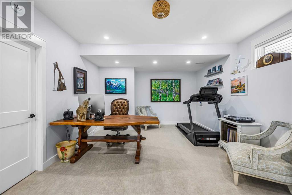 Single Family House Bungalow for Sale in  Valley Meadow Gardens NW Valley Ridge Calgary 