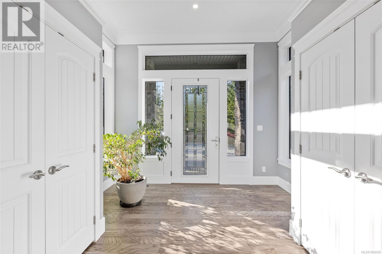 Photo 7 of 2605 Timber Ridge Rd, Shawnigan Lake BC
