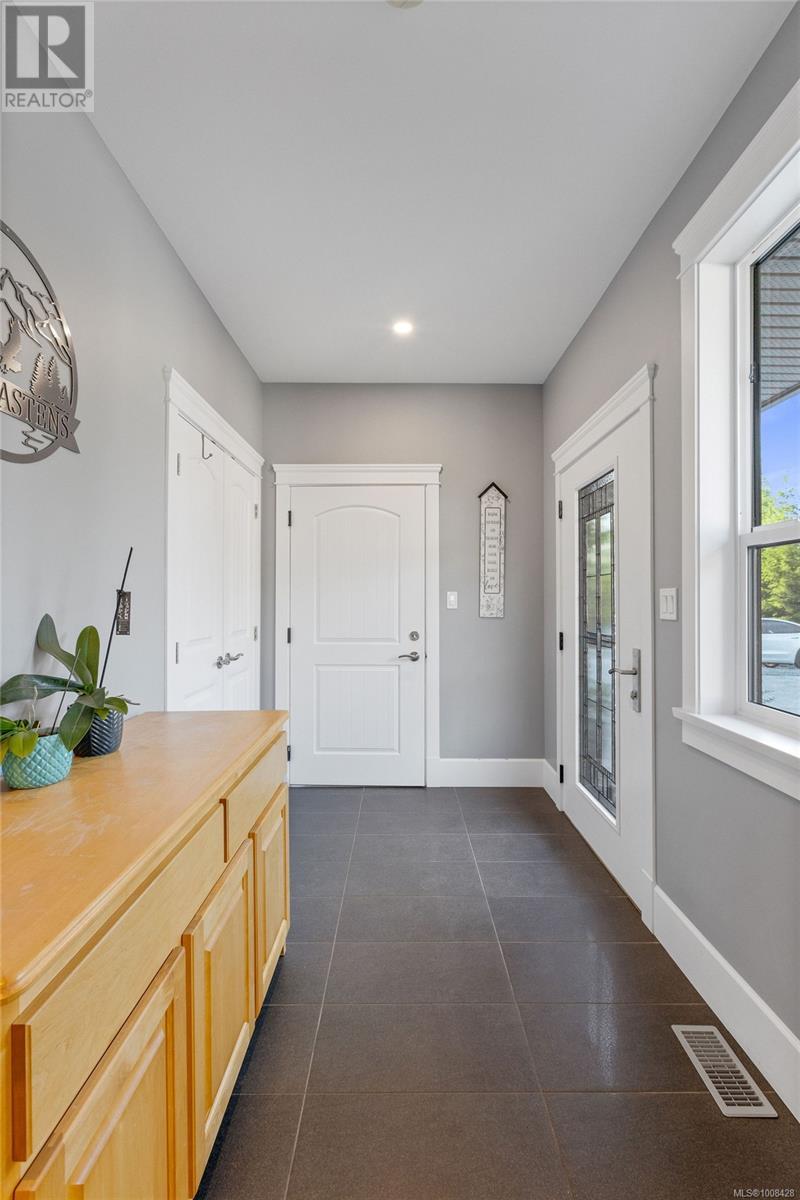 Photo 2 of 2605 Timber Ridge Rd, Shawnigan Lake BC