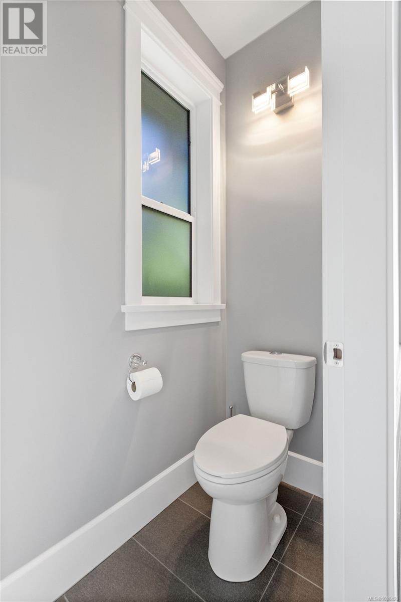Photo 1 of 2605 Timber Ridge Rd, Shawnigan Lake BC