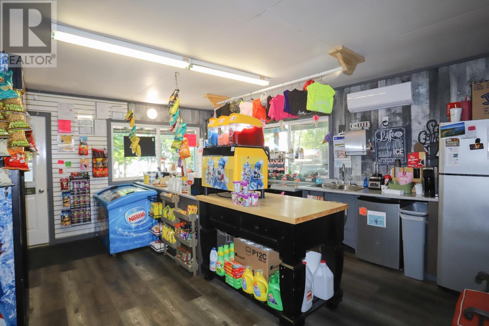 Photo 26 of 3020 Bowker St, Village Of Hilton Beach ON