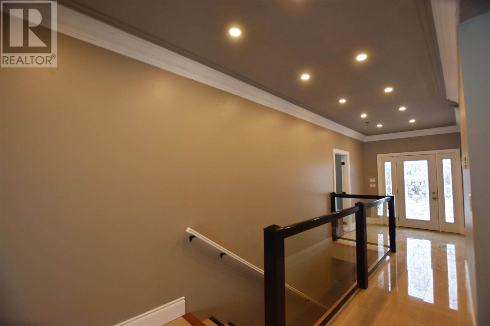 Photo 10 of 562 Wilson St, Sault Ste Marie ON