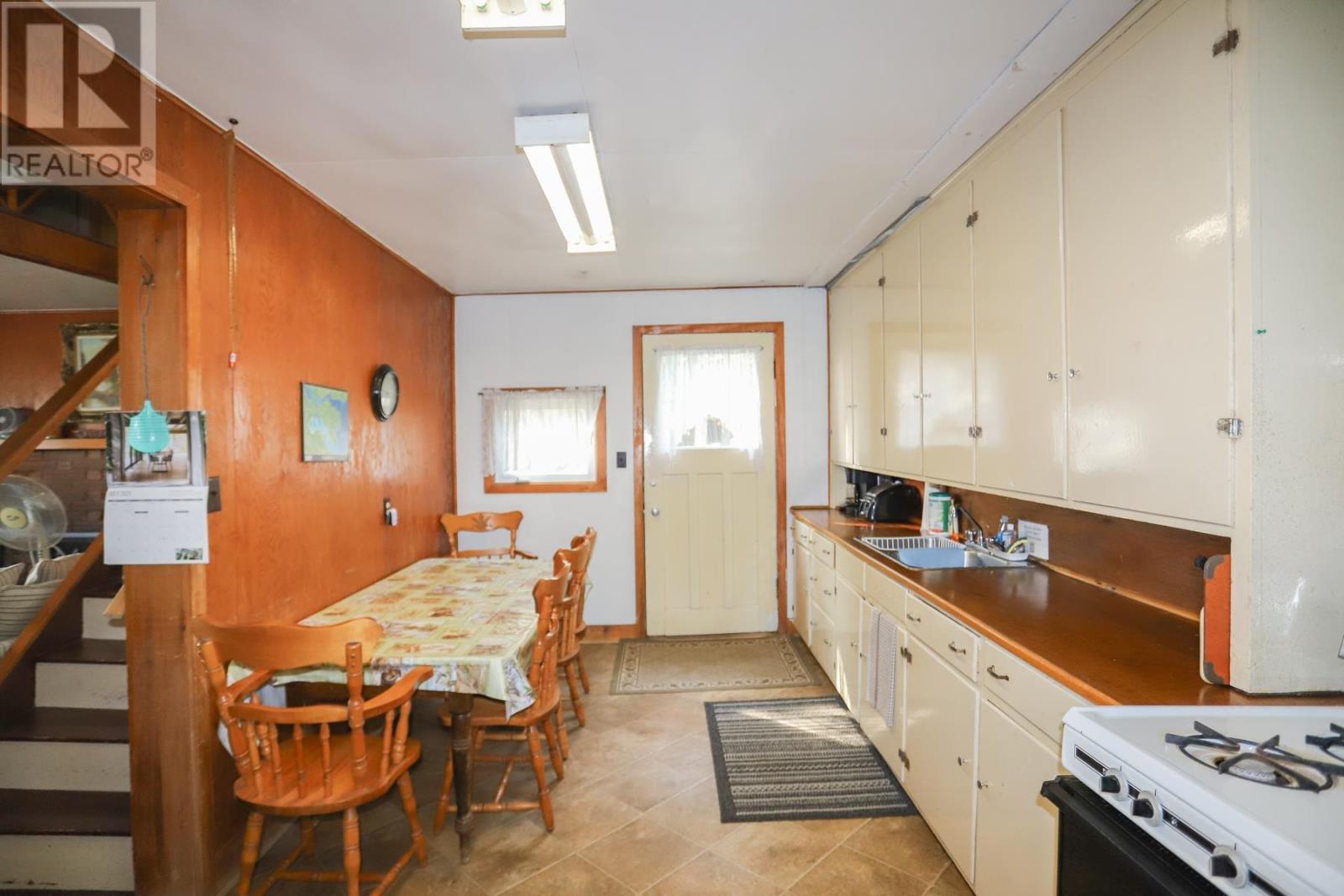 Photo 40 of 3020 Bowker St, Village Of Hilton Beach ON