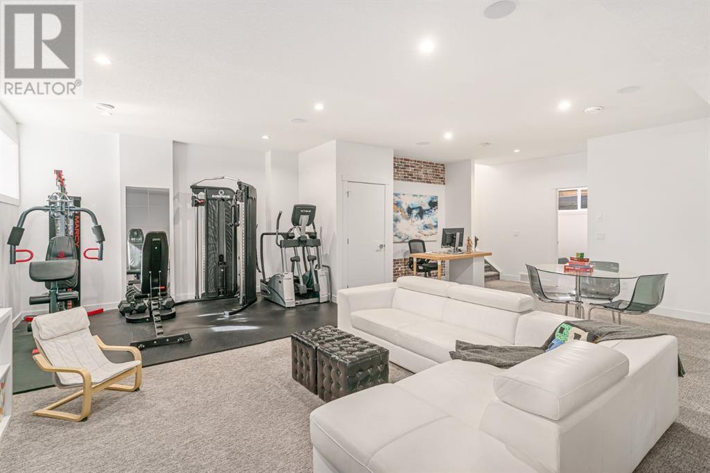 Single Family House for Sale in   Street SW Killarney/Glengarry Calgary 
