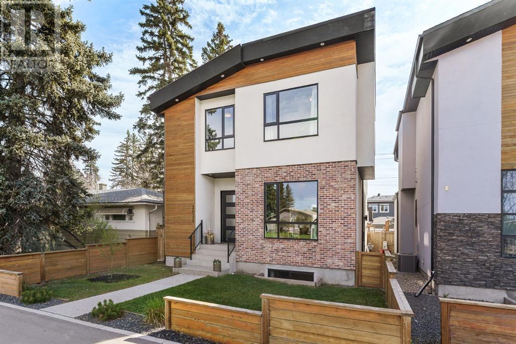Single Family House for Sale in   Street SW Killarney/Glengarry Calgary 