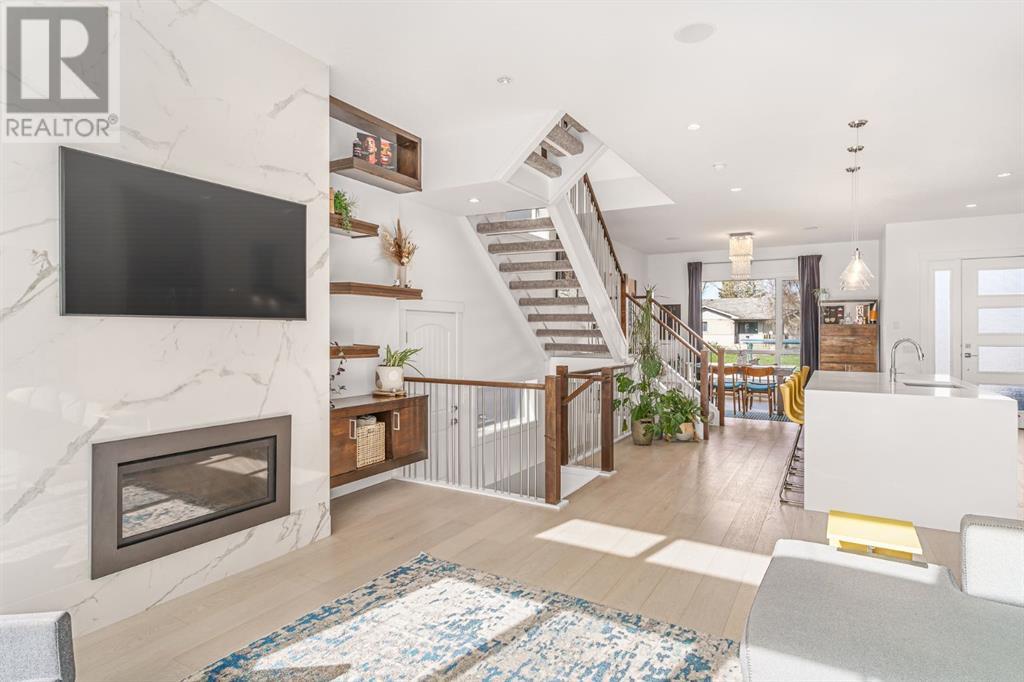 Single Family House for Sale in   Street SW Killarney/Glengarry Calgary 