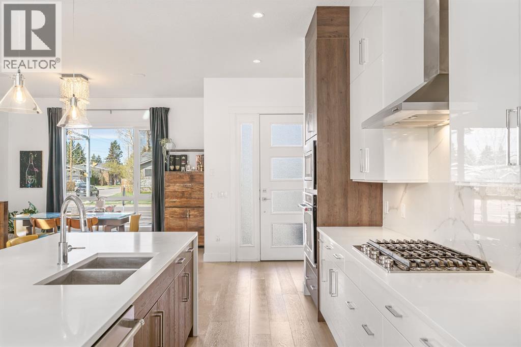 Single Family House for Sale in   Street SW Killarney/Glengarry Calgary 