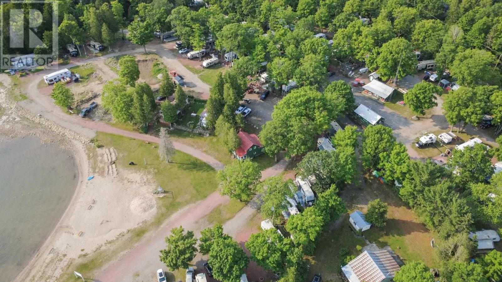 Photo 6 of 3020 Bowker St, Village Of Hilton Beach ON
