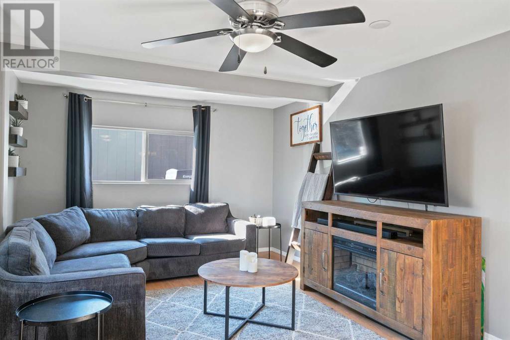 Single Family House Mobile Home for Sale in    Street NW Greenwood/Greenbriar Calgary 