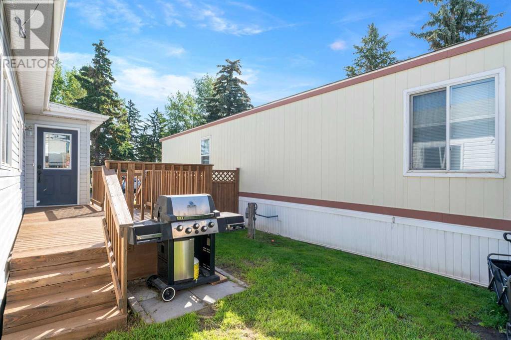 Single Family House Mobile Home for Sale in    Street NW Greenwood/Greenbriar Calgary 