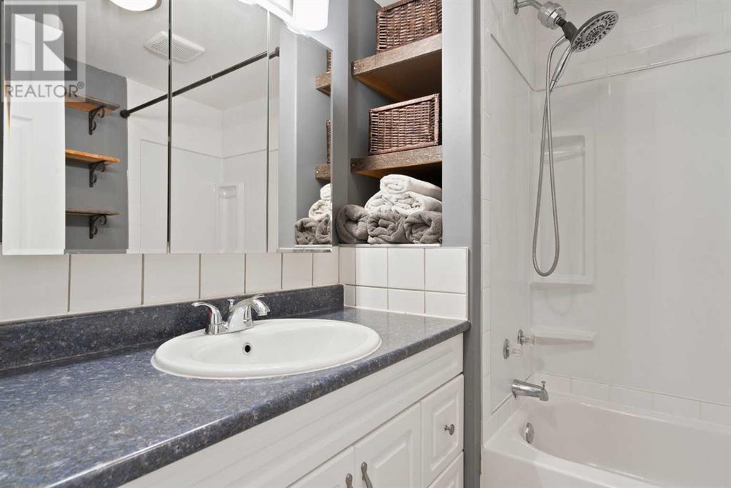 Single Family House Mobile Home for Sale in    Street NW Greenwood/Greenbriar Calgary 