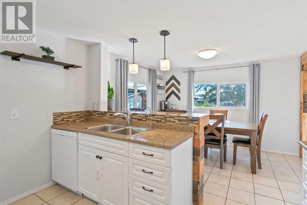Single Family House Mobile Home for Sale in    Street NW Greenwood/Greenbriar Calgary 