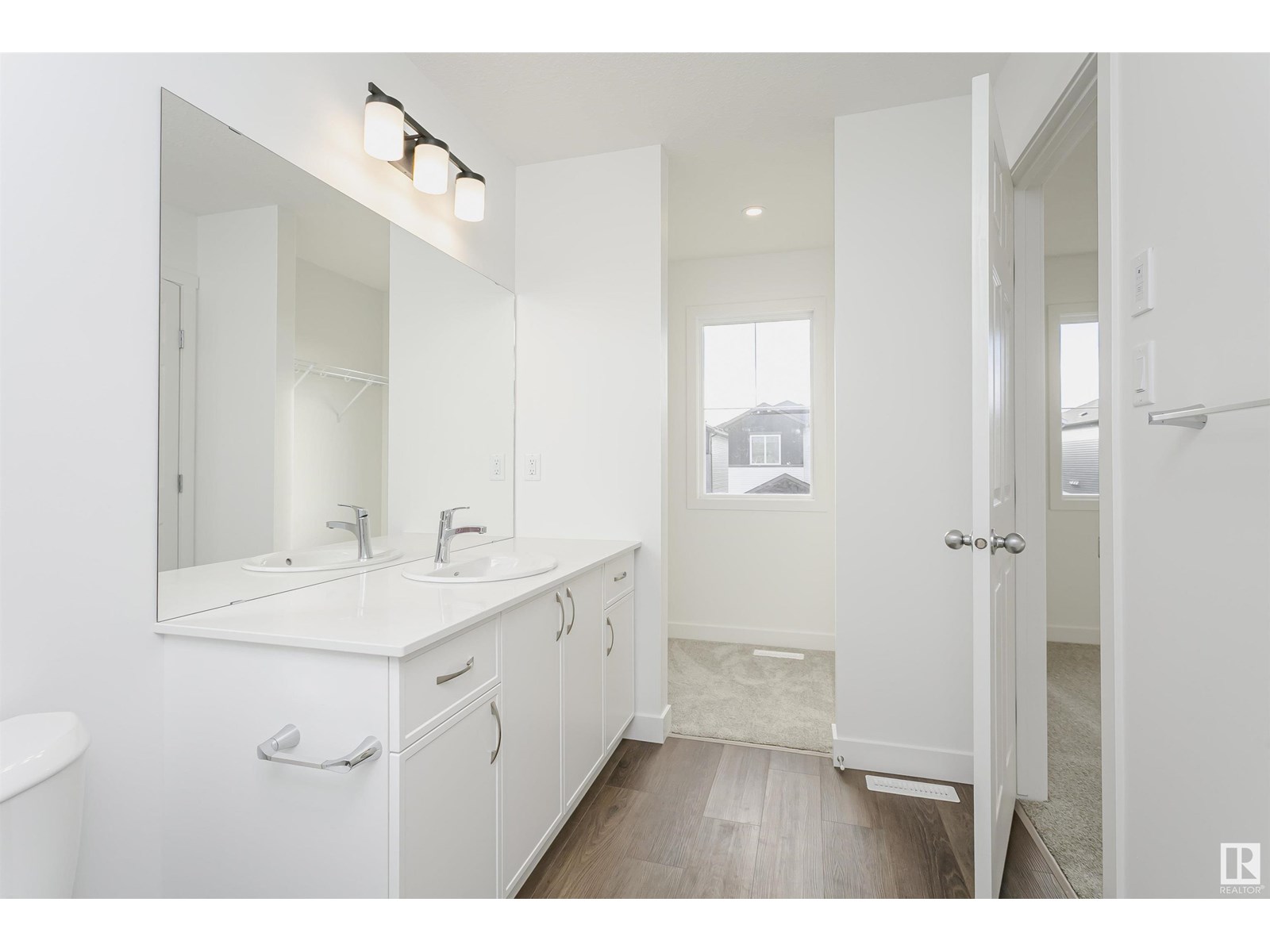 Photo 35 of 9530 Carson Bend Sw, Edmonton AB