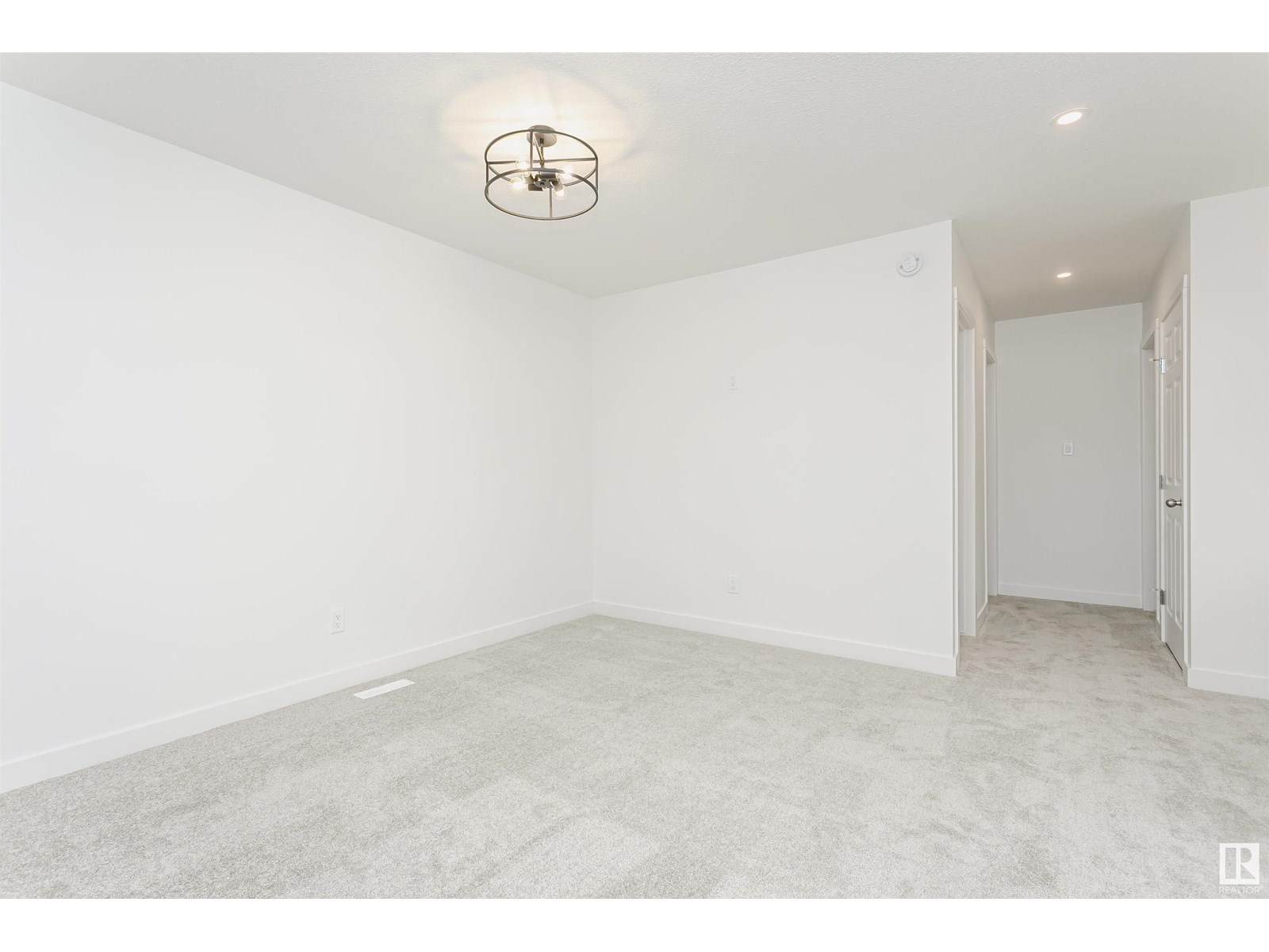 Photo 23 of 9530 Carson Bend Sw, Edmonton AB