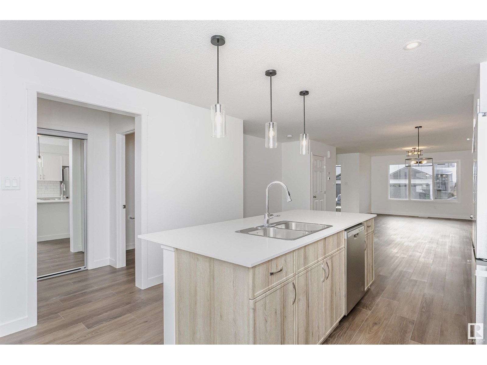 Photo 15 of 9530 Carson Bend Sw, Edmonton AB