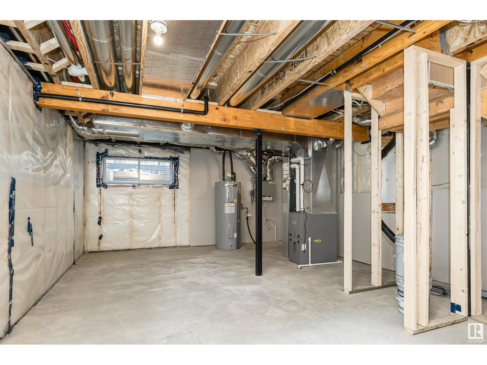 Photo 32 of 9566 Carson Bend Sw, Edmonton AB
