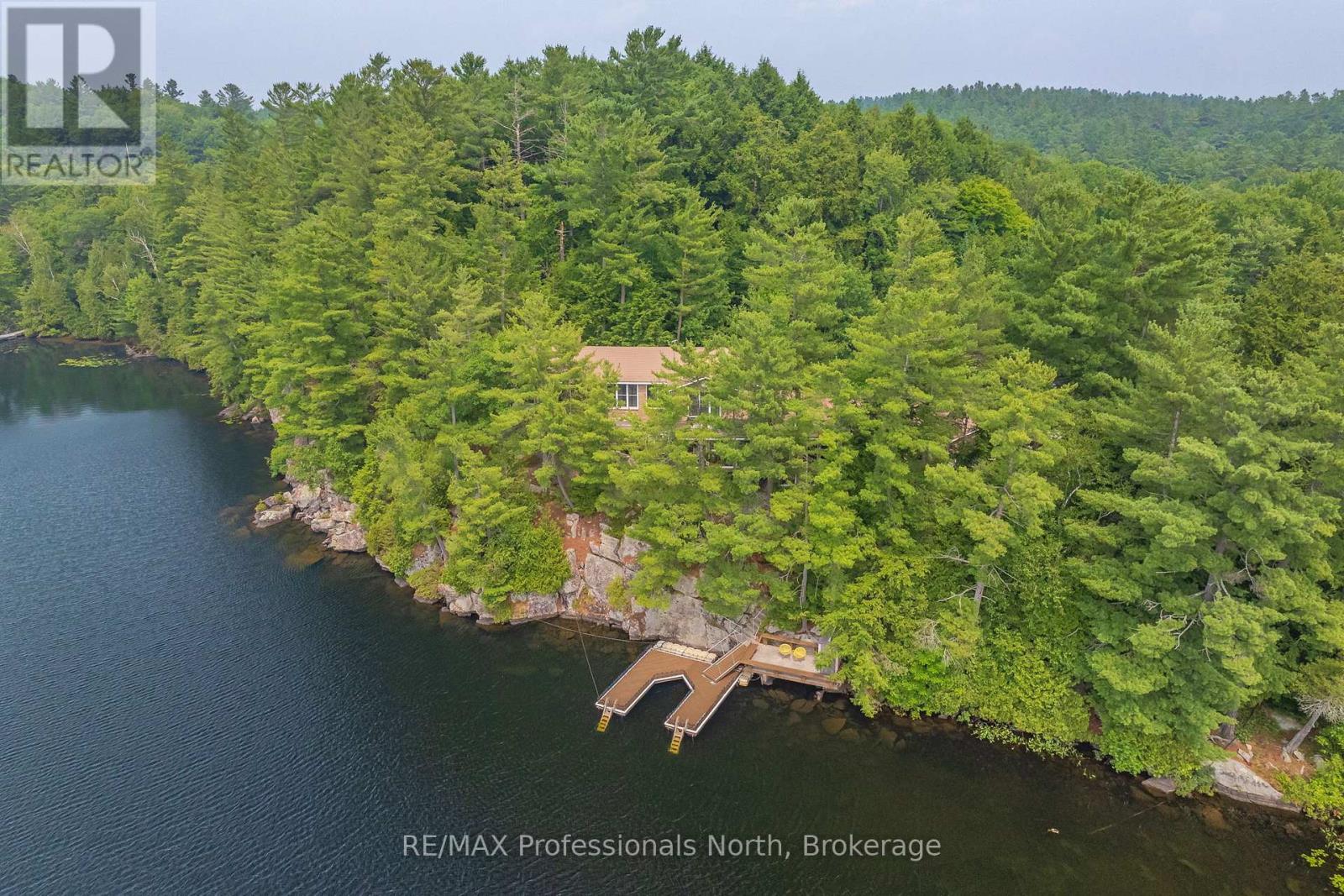 Photo 10 of 1077 Precambrian Drive N, Algonquin Highlands ON