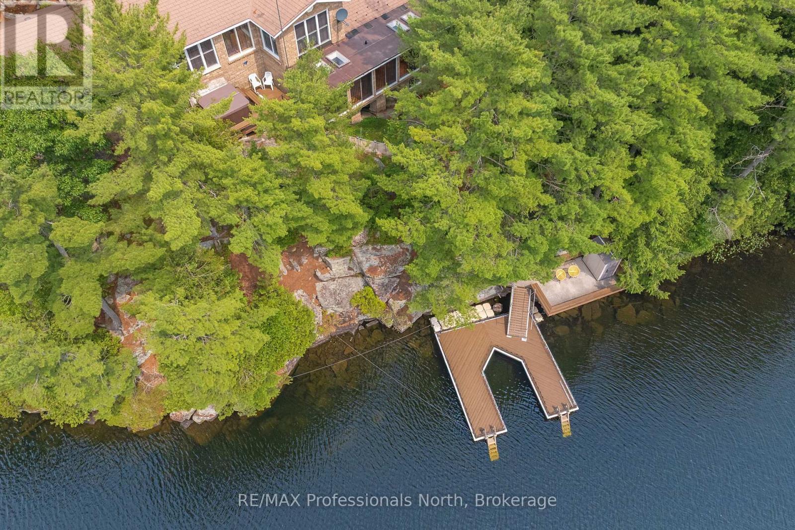 Photo 19 of 1077 Precambrian Drive N, Algonquin Highlands ON