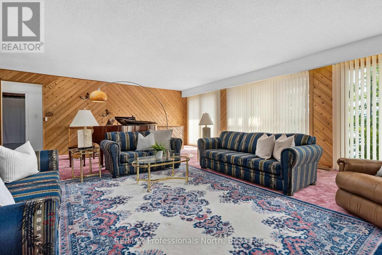 Photo 44 of 1077 Precambrian Drive N, Algonquin Highlands ON