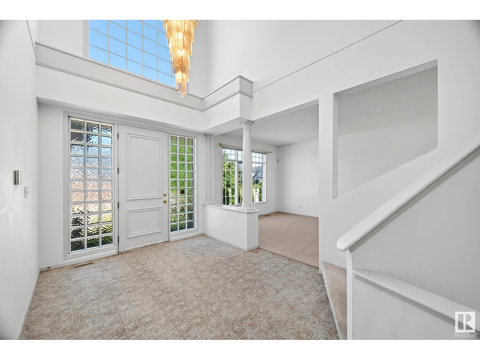 Photo 21 of 10307 175 Av Nw, Edmonton AB