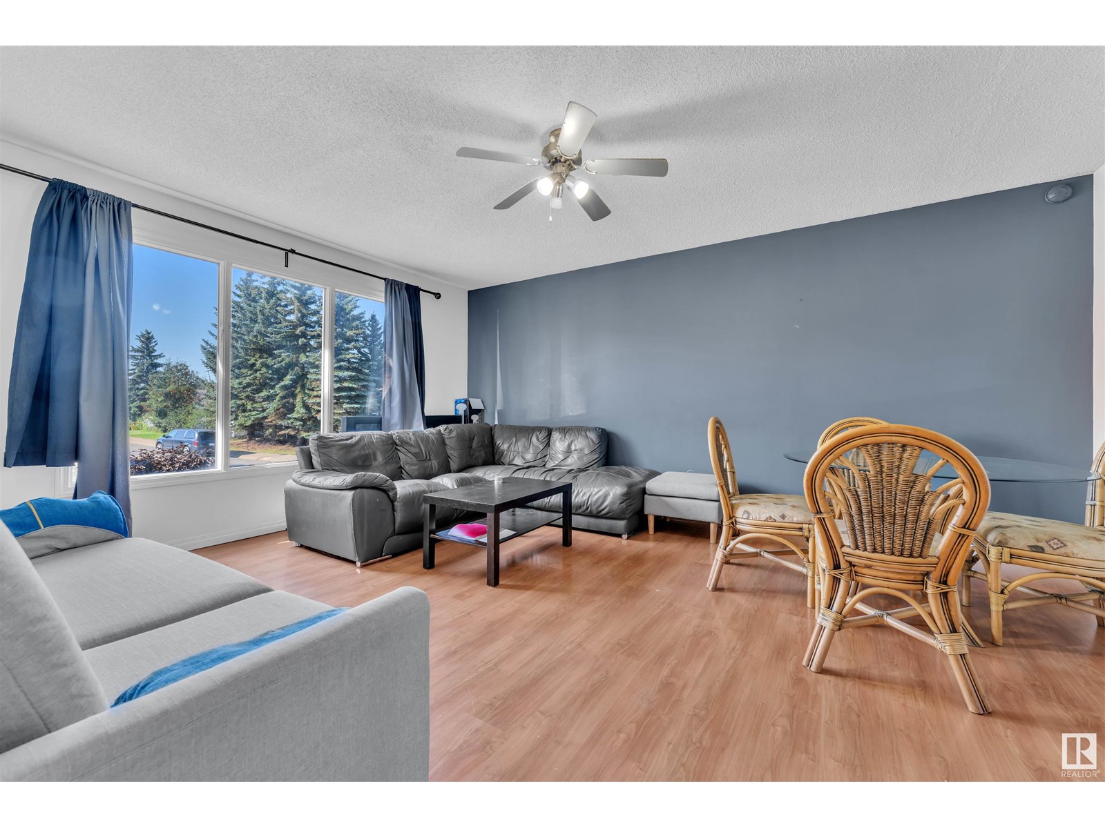 Photo 6 of 3816 26 Ave Nw Nw, Edmonton AB
