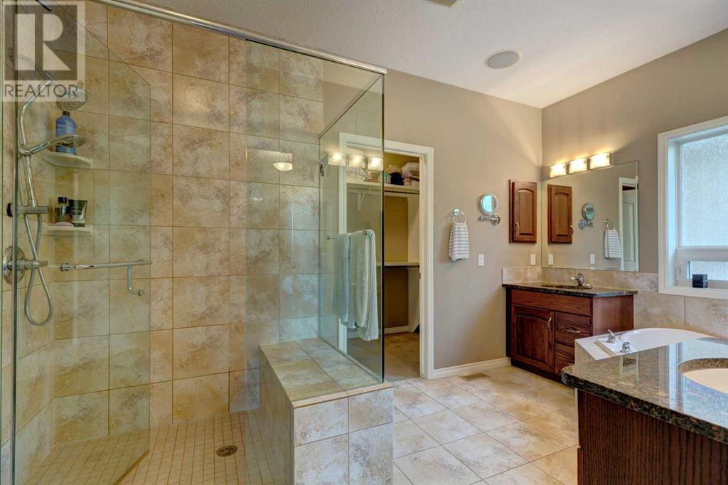 Single Family House Bi-level for Sale in  Cranridge Heights SE Cranston Calgary 