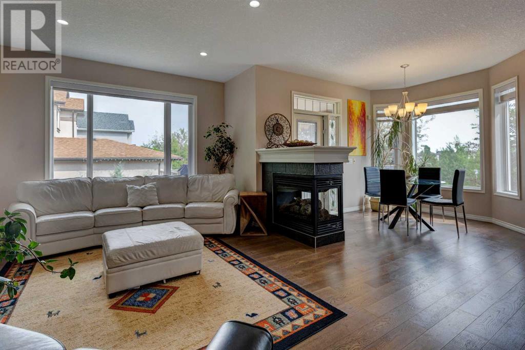 Single Family House Bi-level for Sale in  Cranridge Heights SE Cranston Calgary 