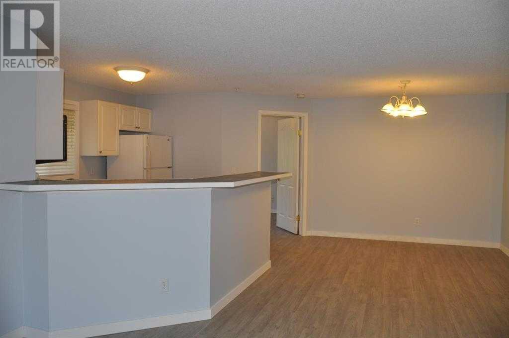Single Family House for Sale in   Somervale Court SW Somerset Calgary 