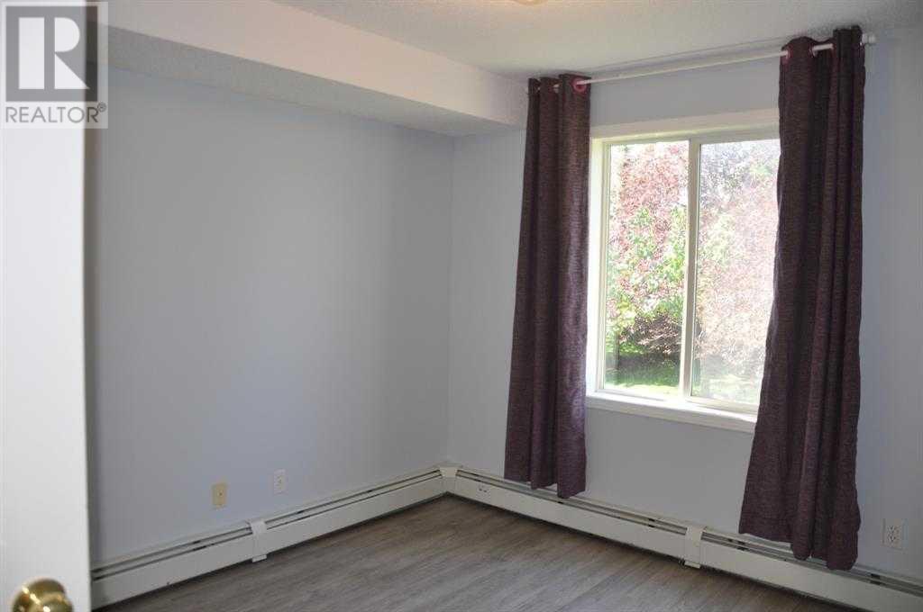 Single Family House for Sale in   Somervale Court SW Somerset Calgary 